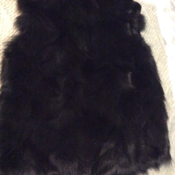 Adrienne Landau Fox Fur Vest - Picture 5 of 8